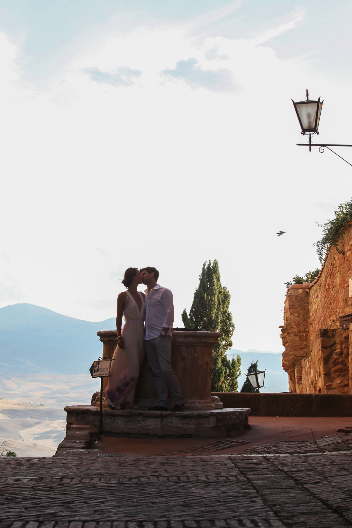 pre-wedding photoshoot tuscany