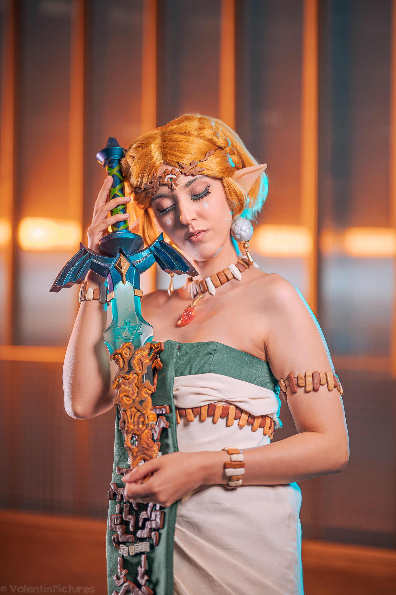 @adhayracosplay