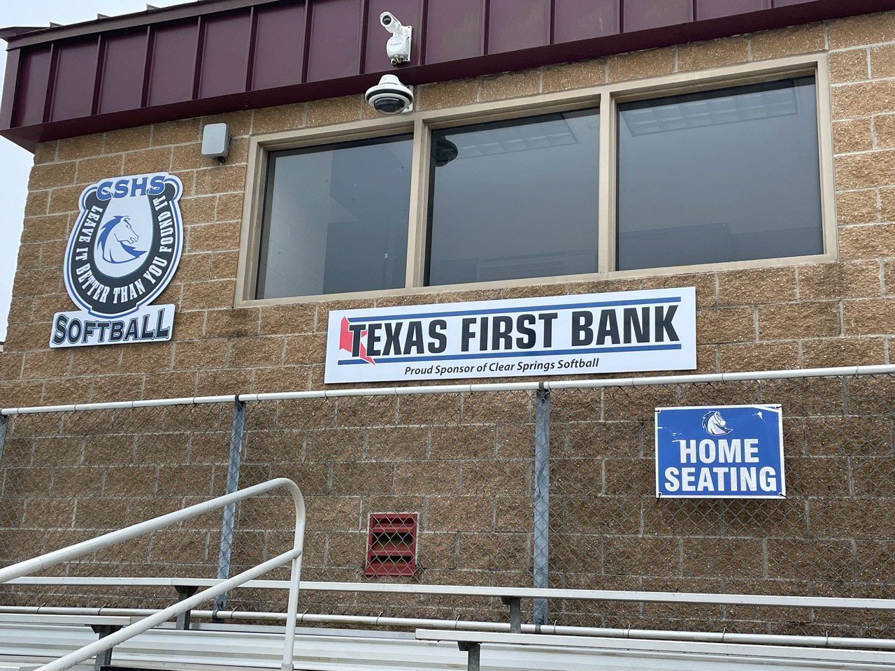 Front side got some bling also.