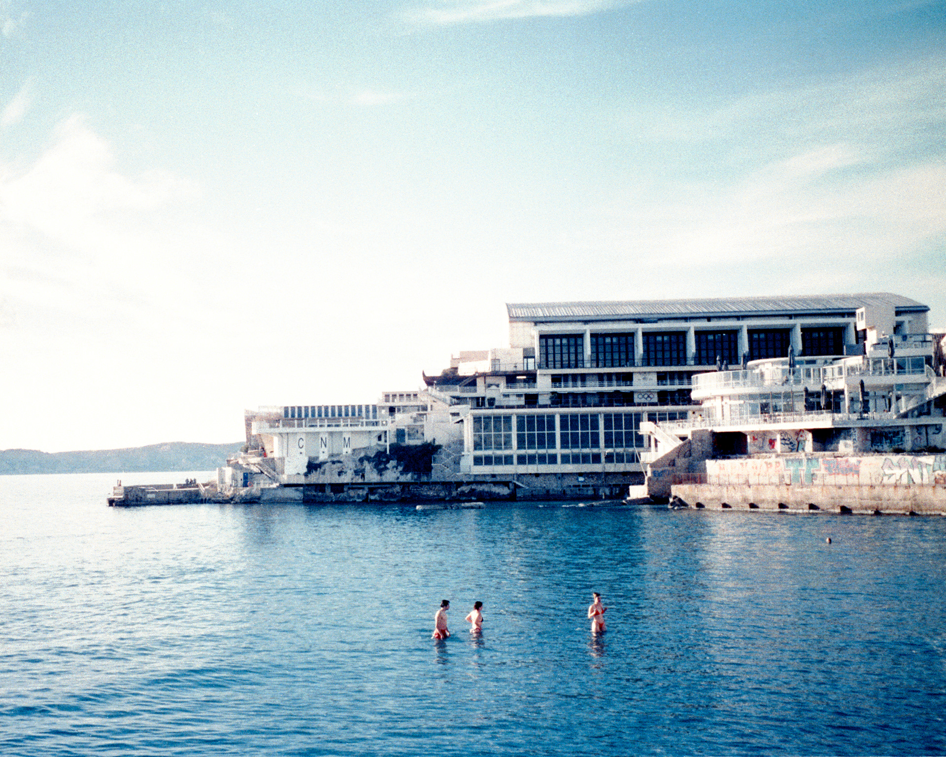 "Sunset CNM" Cinestill 800T x Canon Prima ©JuniorPhotos 2023