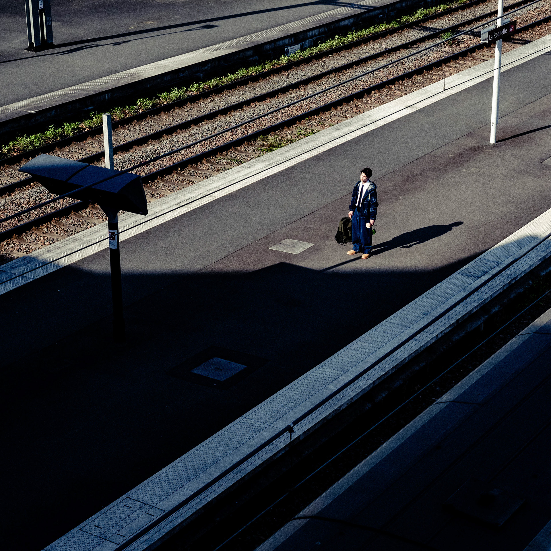 Light indu$try ©JuniorPhotos 2025