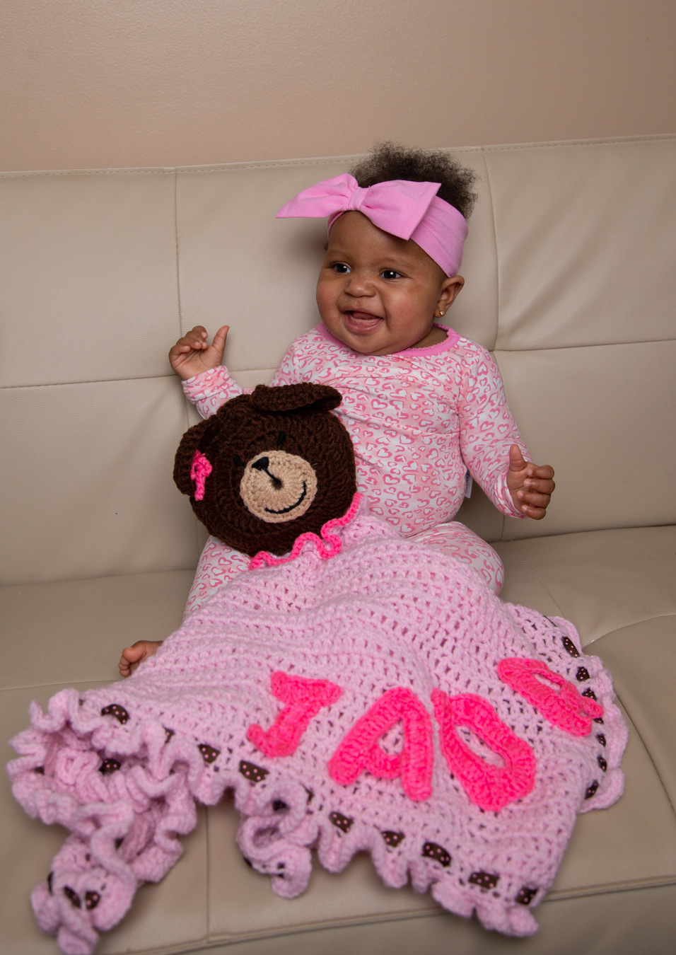 Twisted cuddles $100