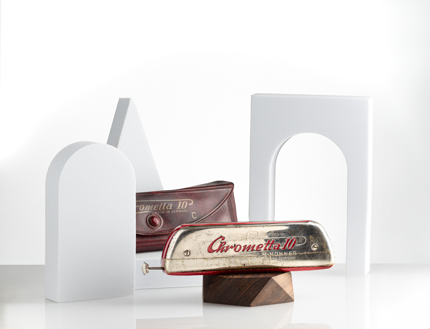 M. Hohner - Chrometta10 Harmonica