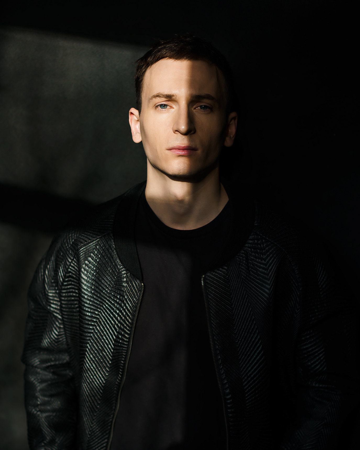 Portrait of singer-songwriter Denis Roabeș of The Motans, photographed by Alex Gâlmeanu.