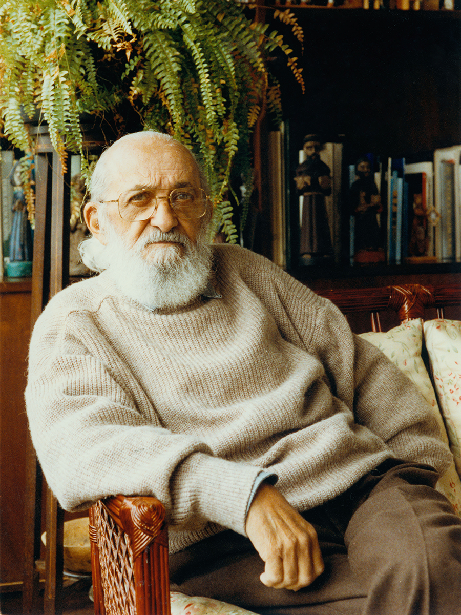 PAULO FREIRE