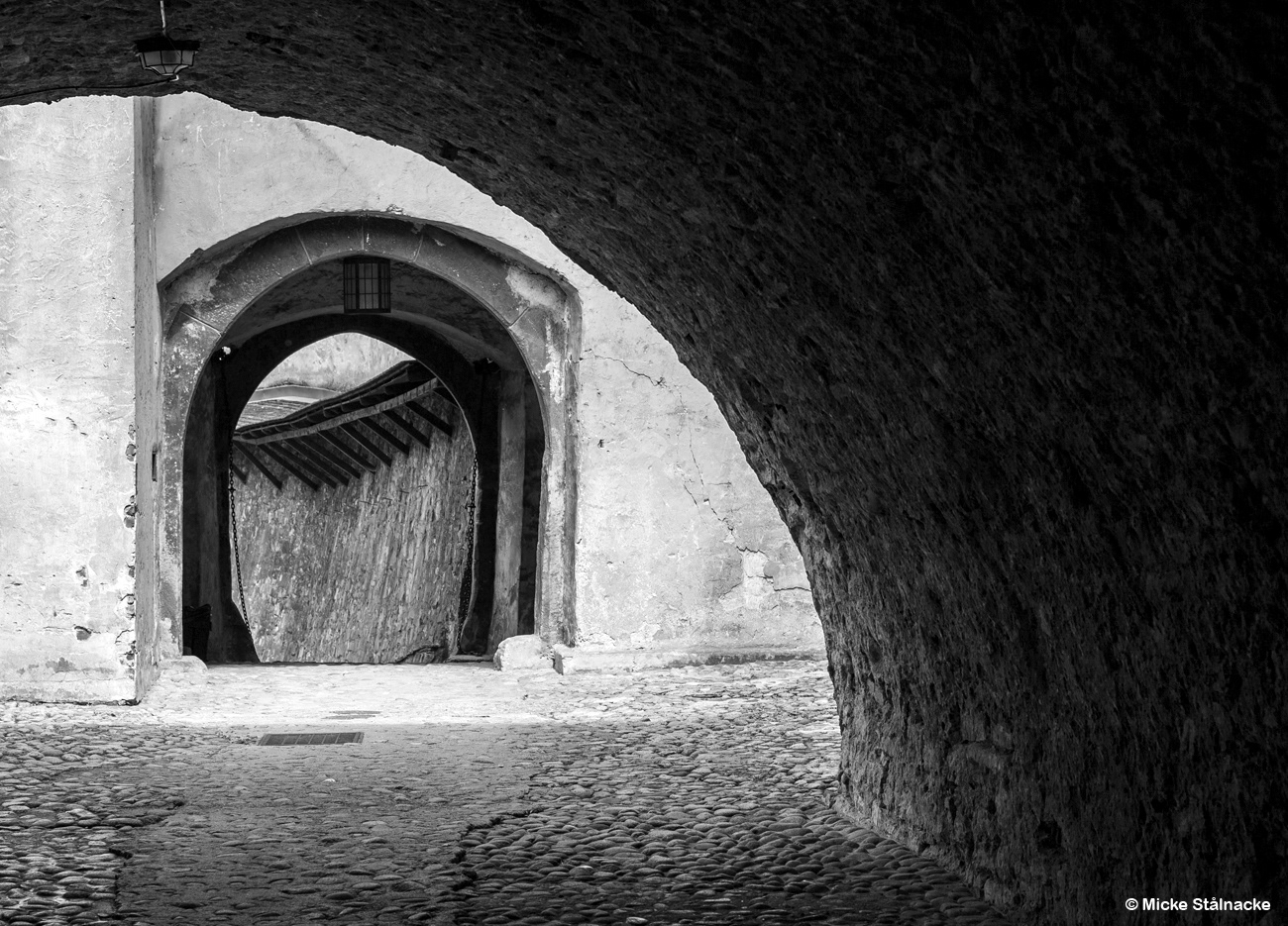 Orloks slott i FW Murnaus "Nosferatu" (1922). Oravský Podzamok, Slovakien (2018).