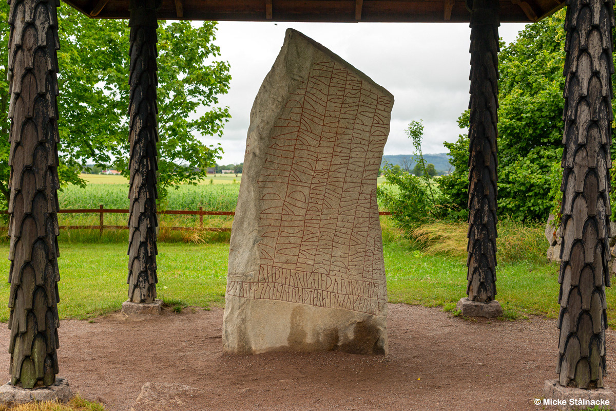 Rökstenen i Ödeshög (2025).