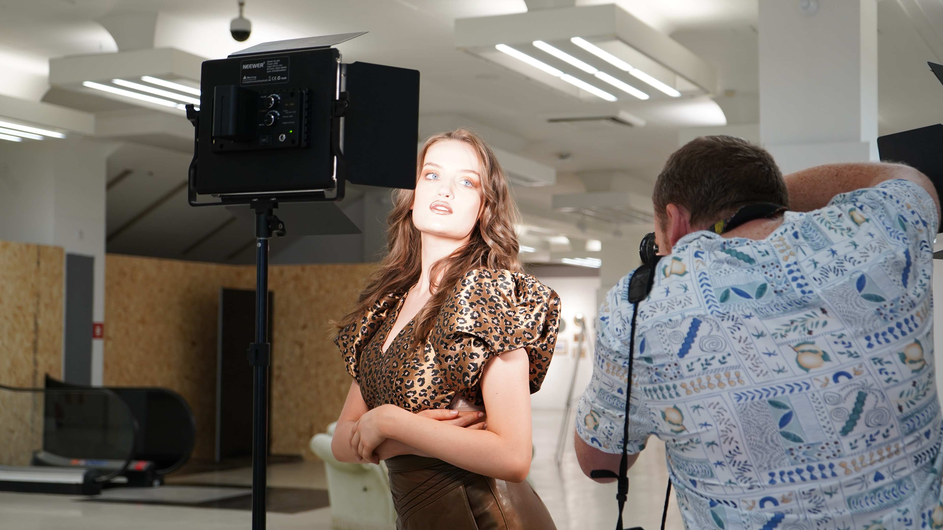 BTS of  'The Slow Approach' cover shoot