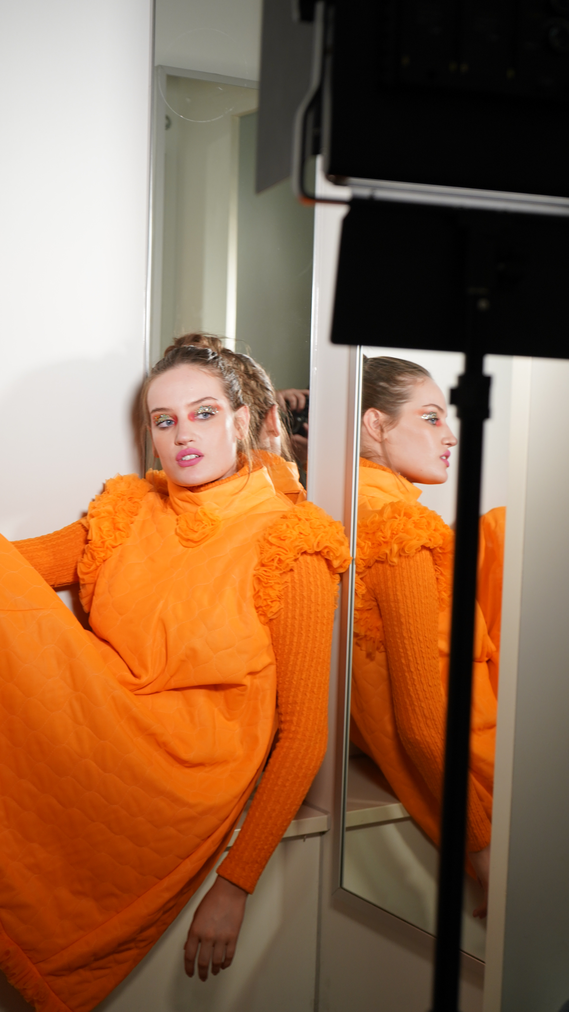 BTS of  'The Slow Approach' cover shoot