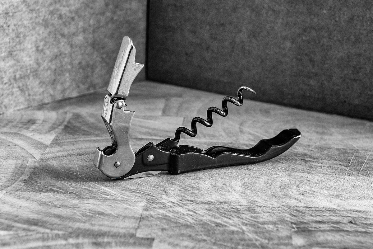 Corkscrew (sommelier knife)