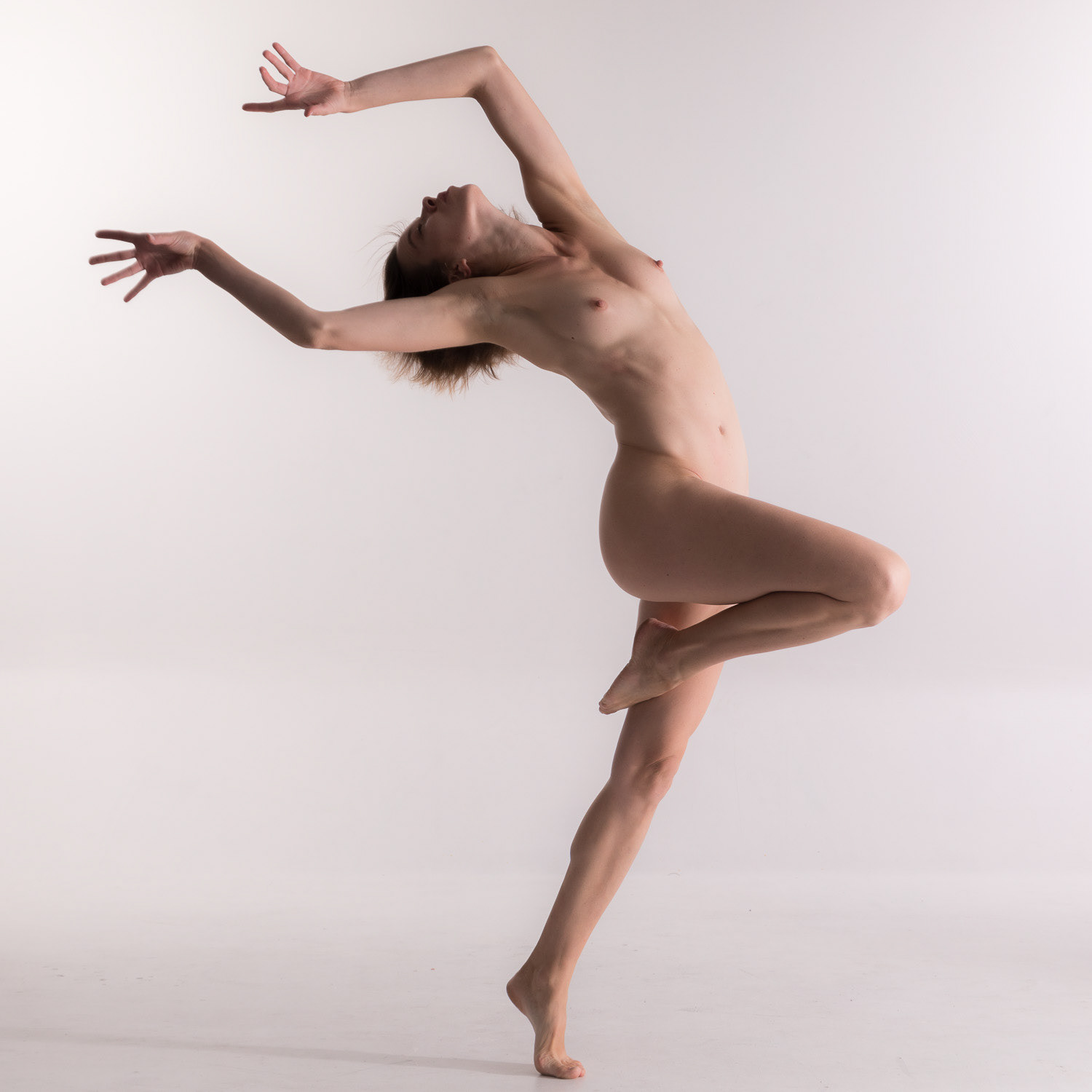 @denisastrakovaofficial