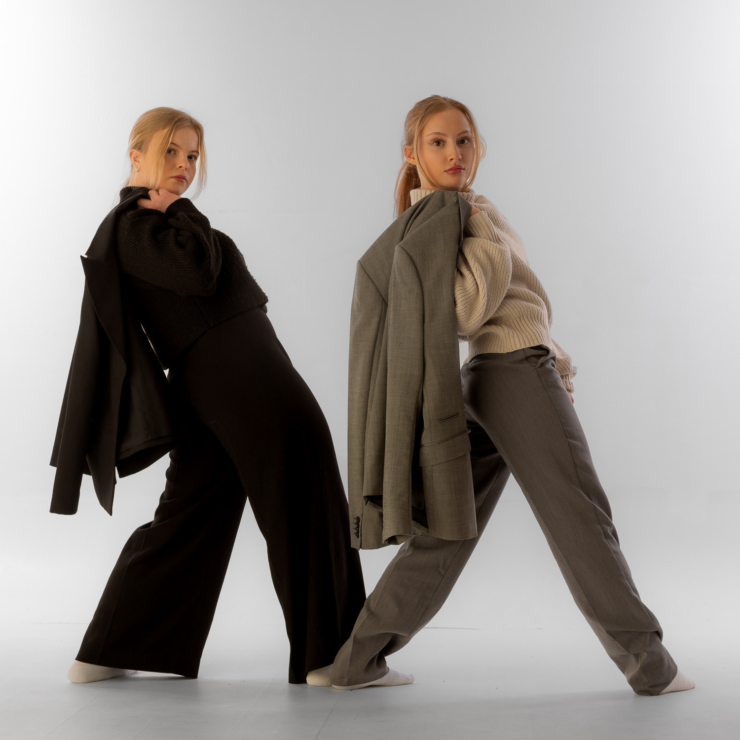 Leonora Lakselvnes Henriksen og Mia Andreassen