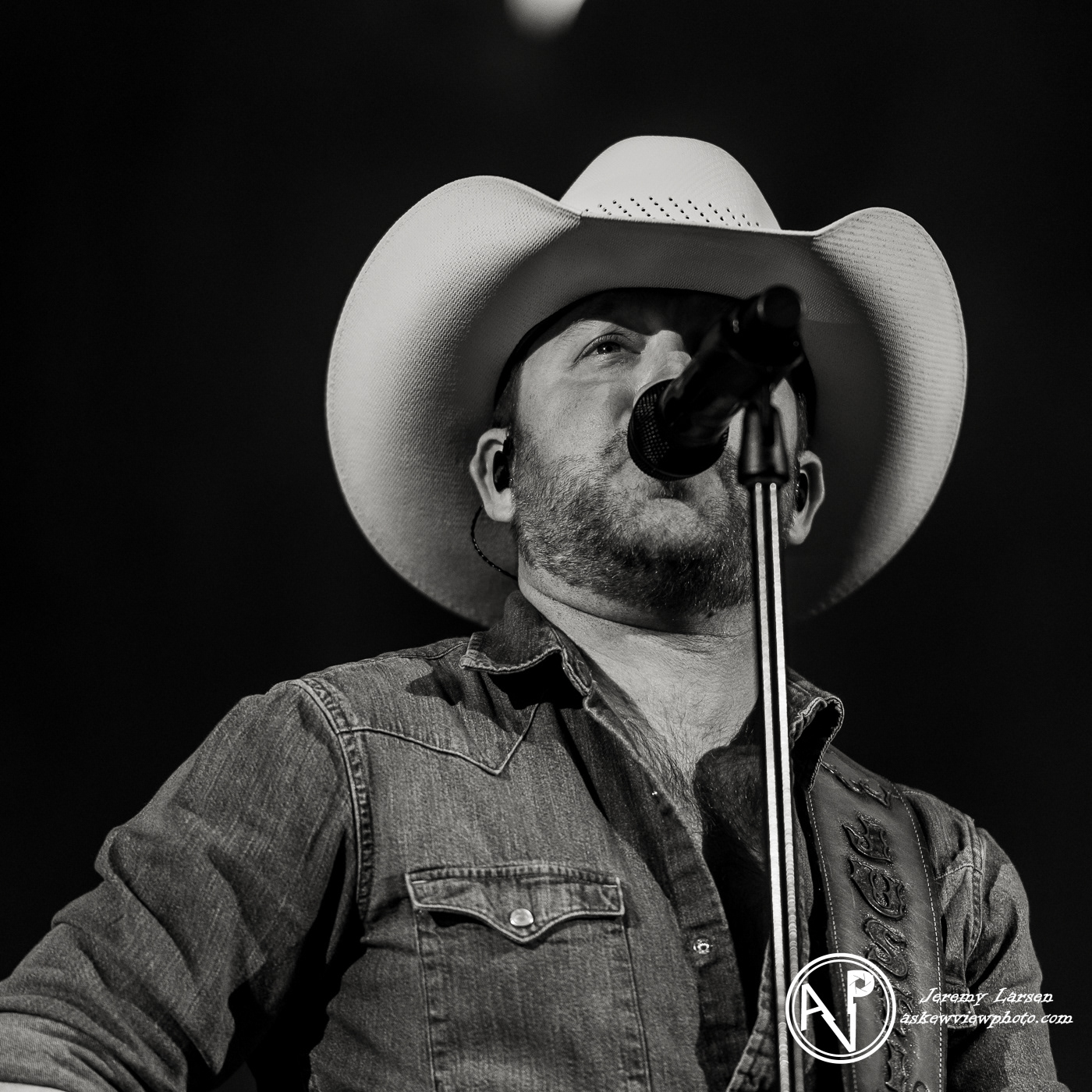 Justin Moore