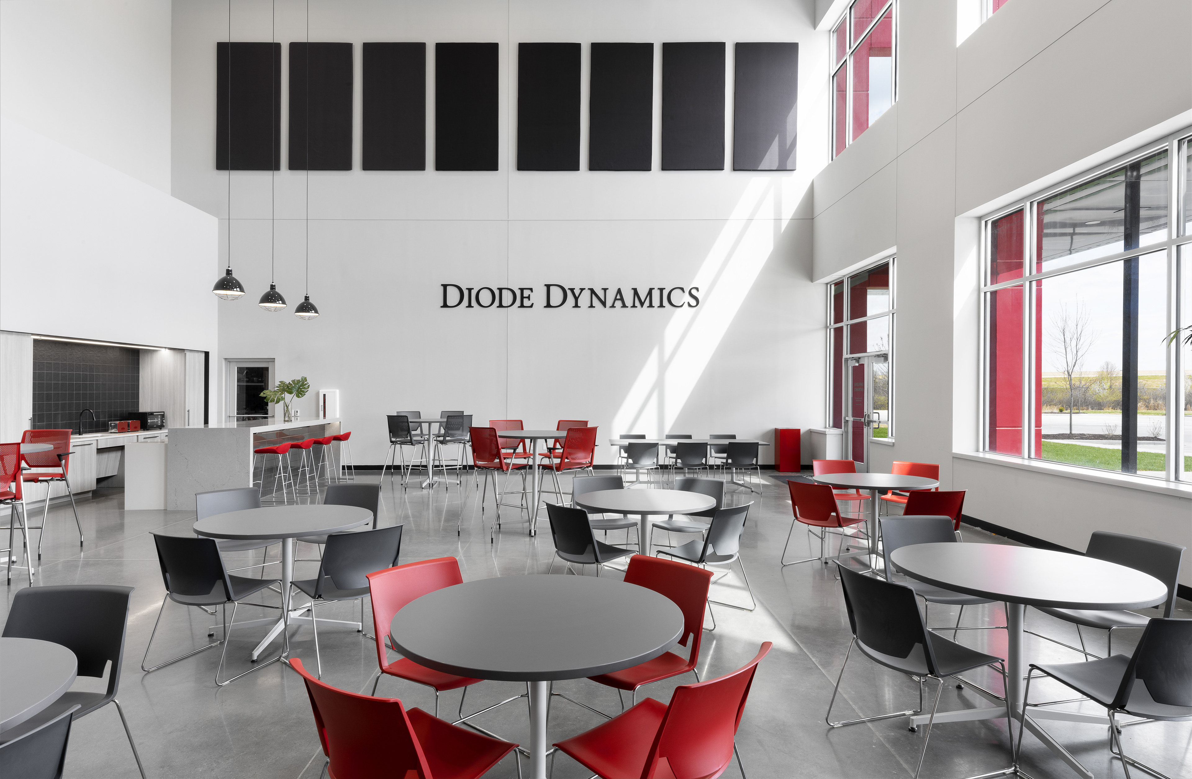 Contegra Contruction : Diode Dynamics, HQ : Saint Charles, MO
