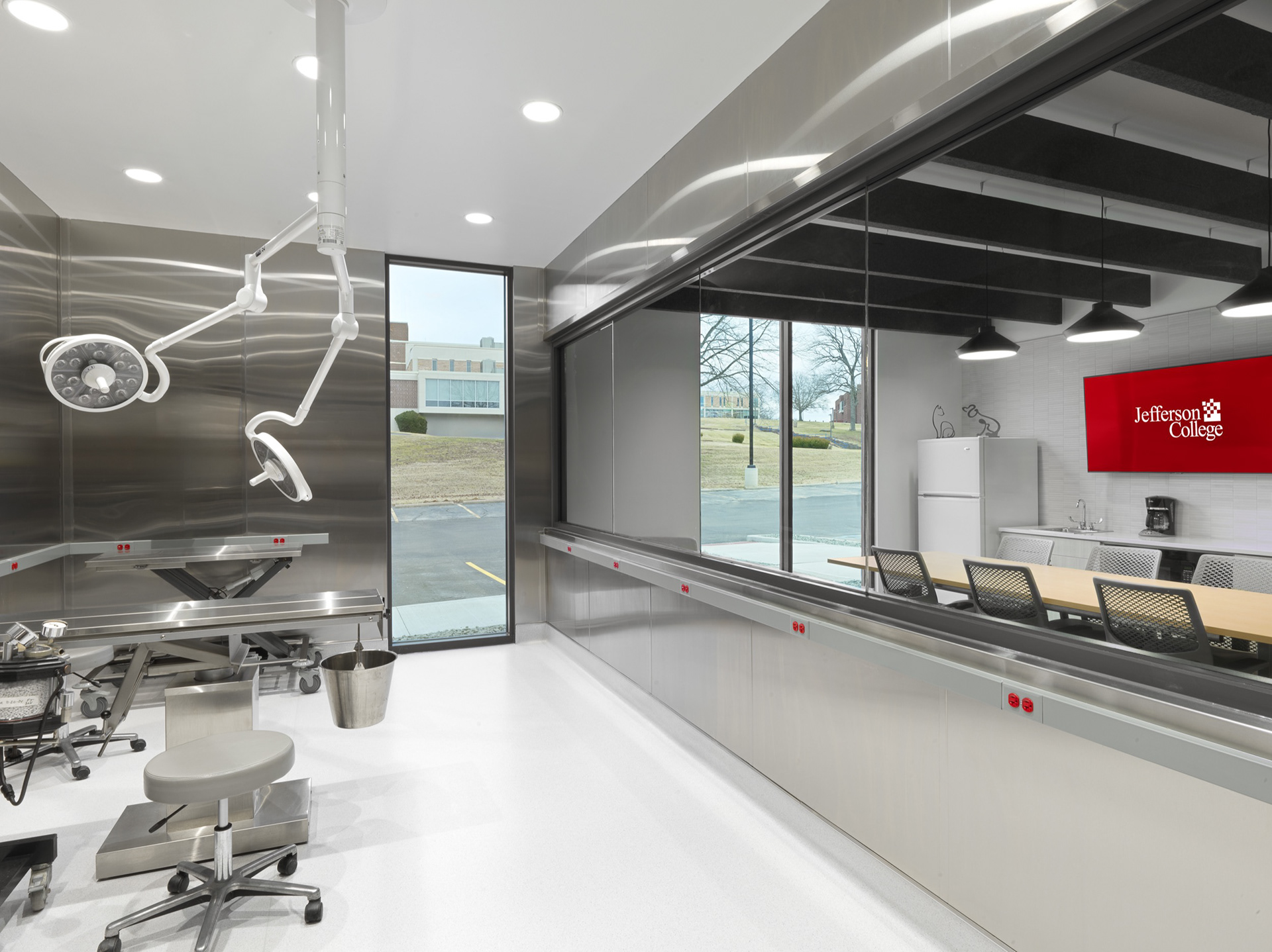 Brockmiller Construction : Jefferson College Veterinary Technology : Hillsboro, MO