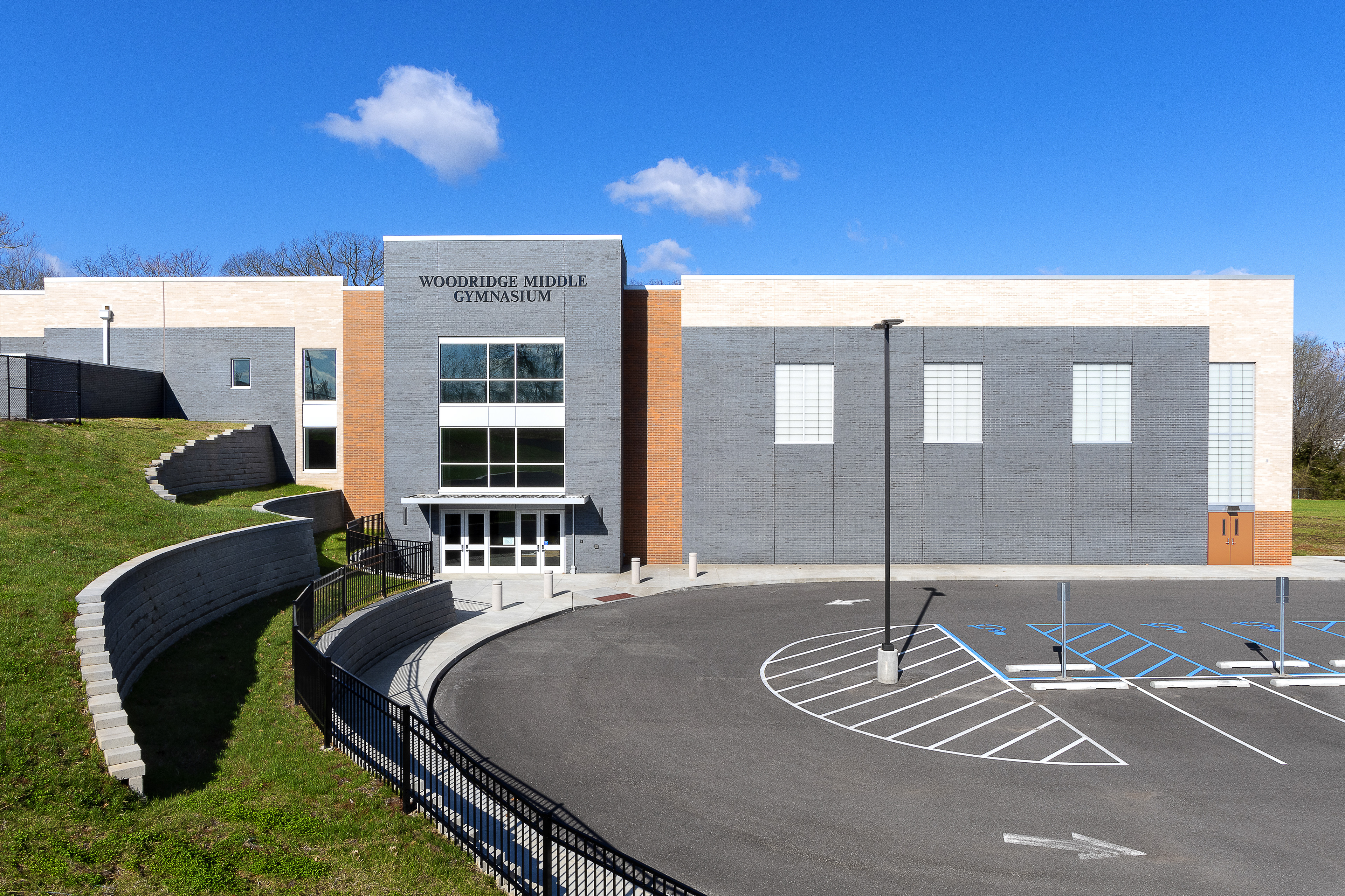 FGM Architects : Woodridge Middle School : High Ridge, MO