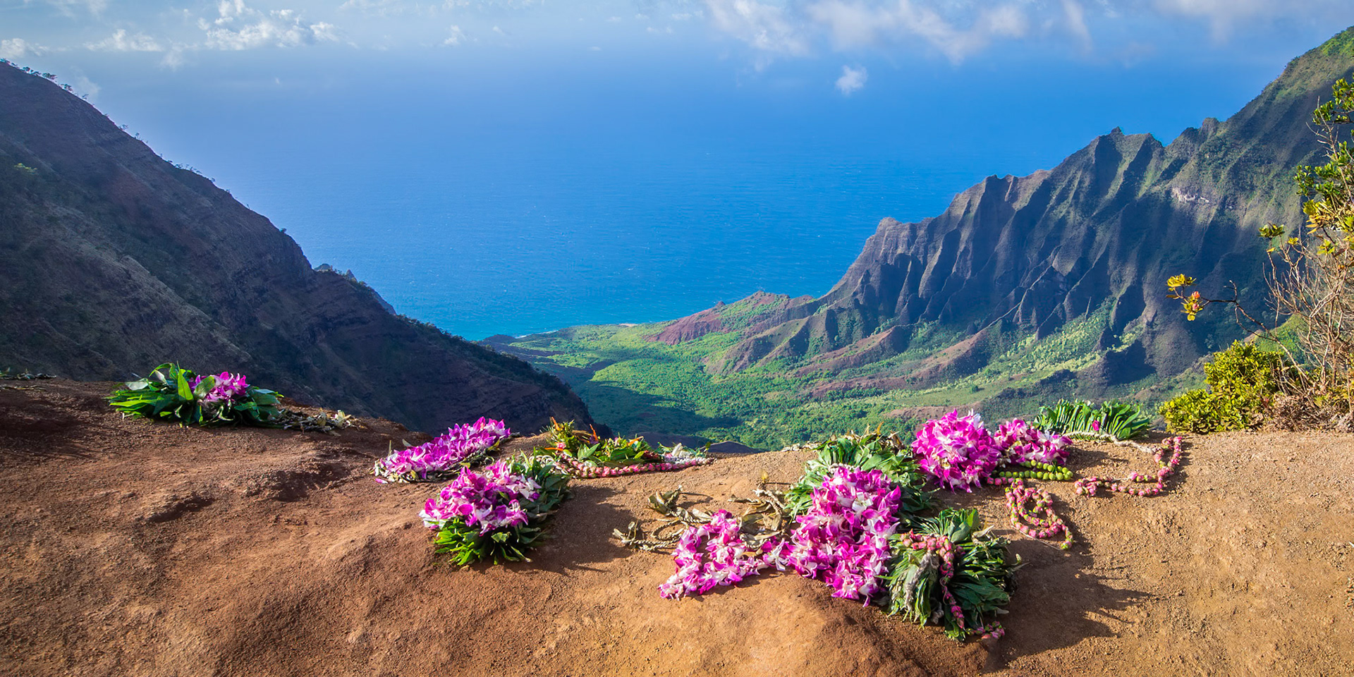 Kauai, Hawaii-Flower memorials along Napali Coast