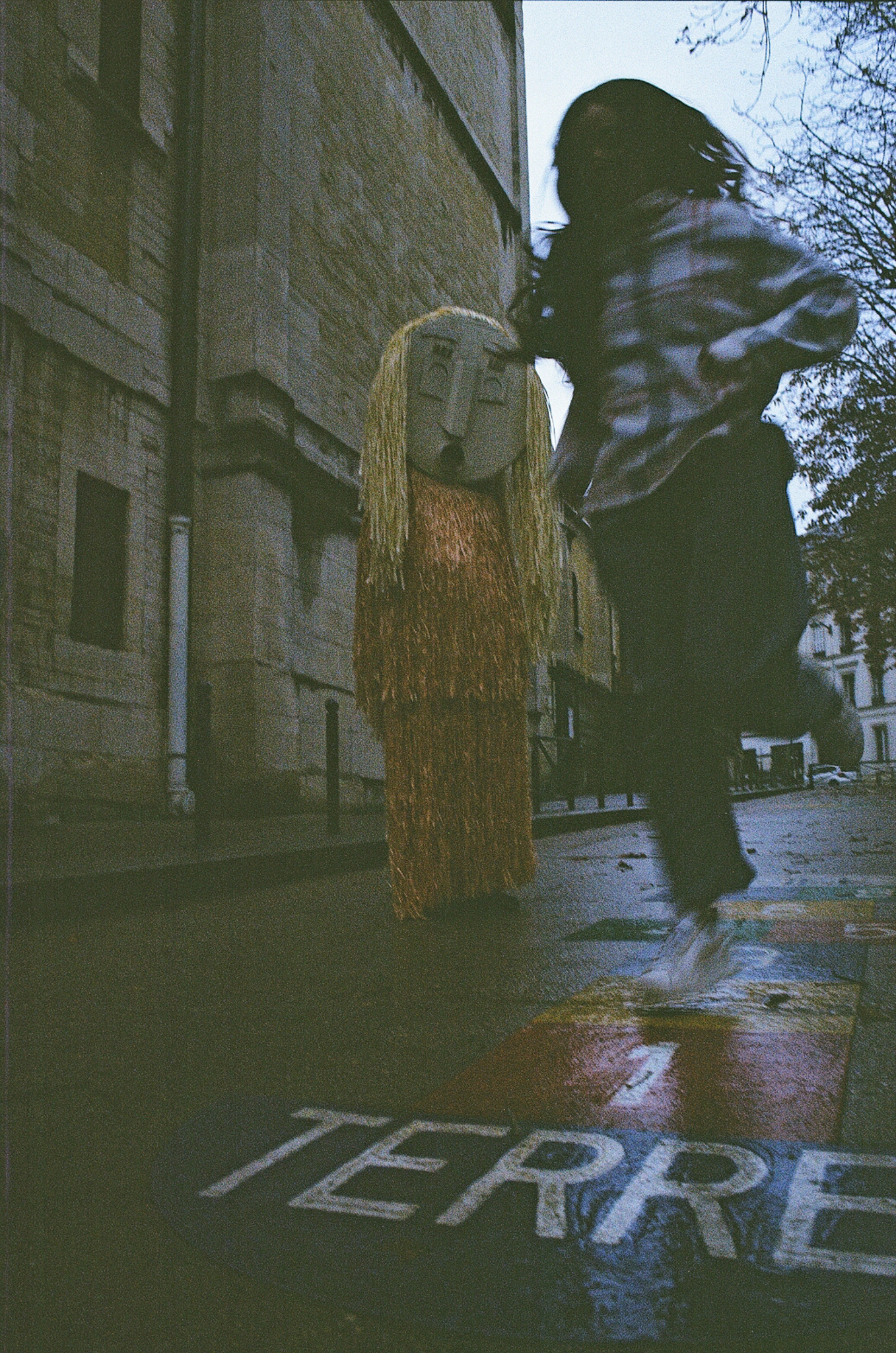 bisous, marie - music video BTS on 35mm