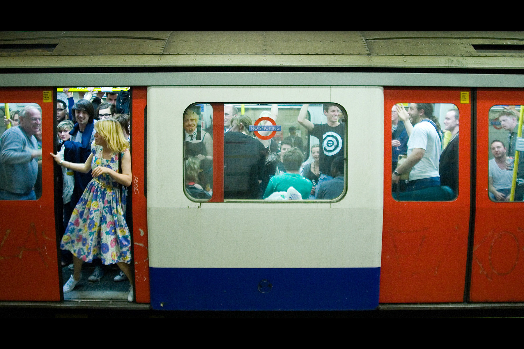 HIGHLY COMMENDED - ENVIRONMENTAL PHOTOGRAPHY OF THE YEAR 2011