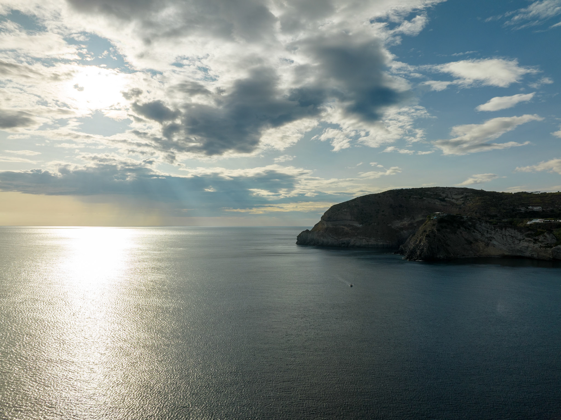 Serrara Fontana (40°41'43" N 13°53'13" E)