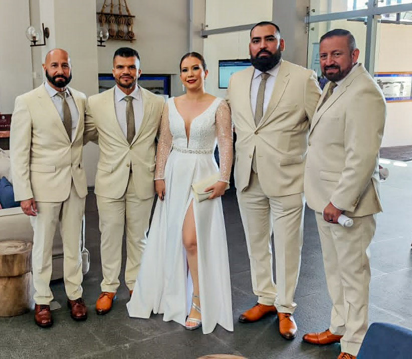 GroomsMen/Lady