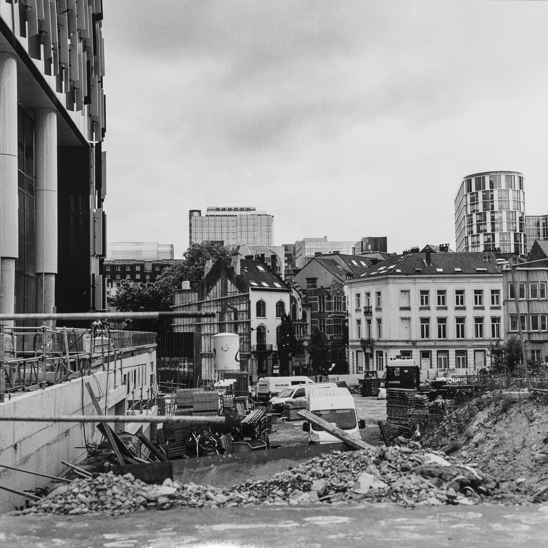 Da Rue de la Loi verso sud, incrocio tra Rue Lalaing, Rue Toulouse e Chaussée d’Etterbeek.