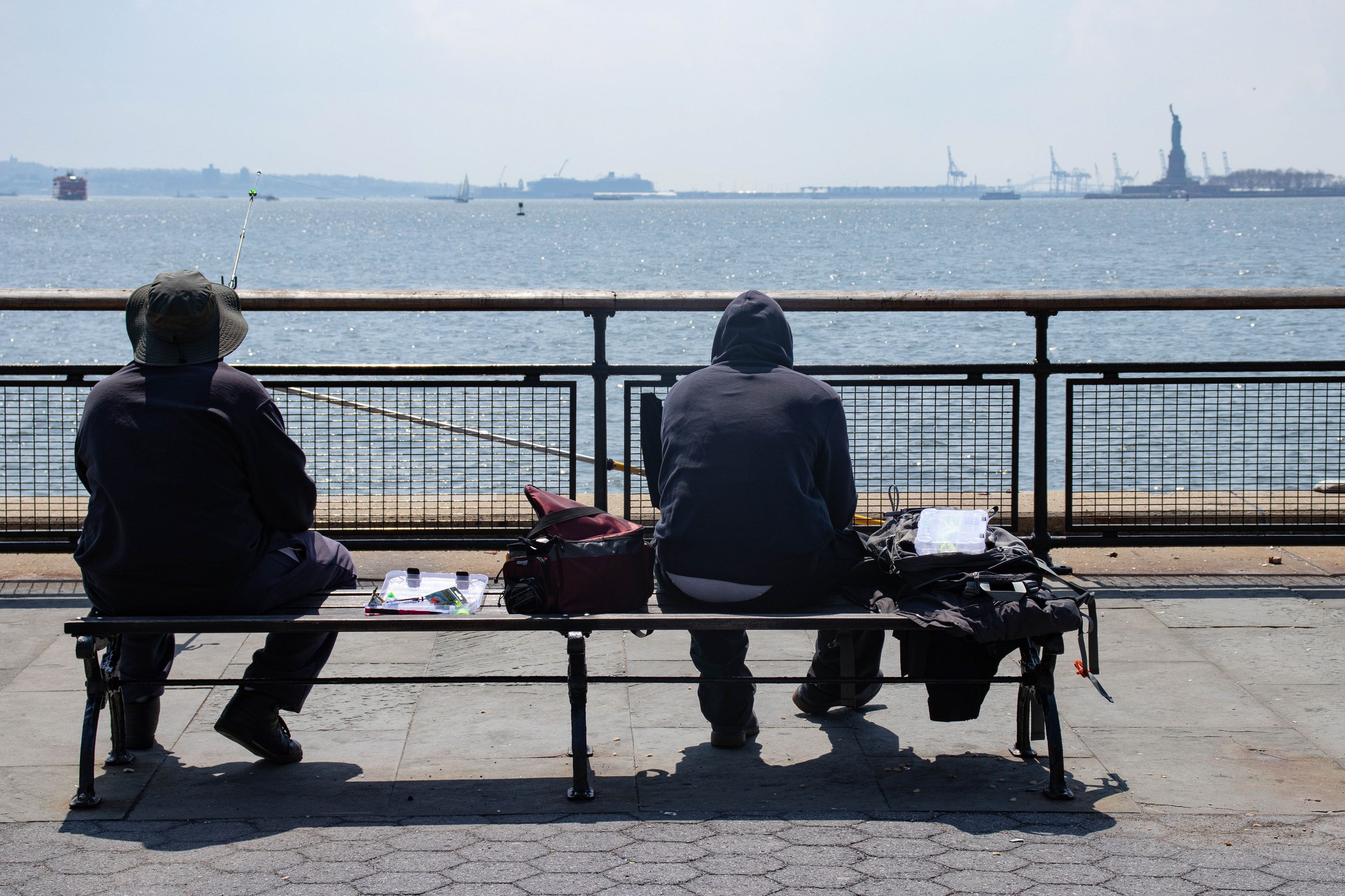 2 Gentlemen and a Lady