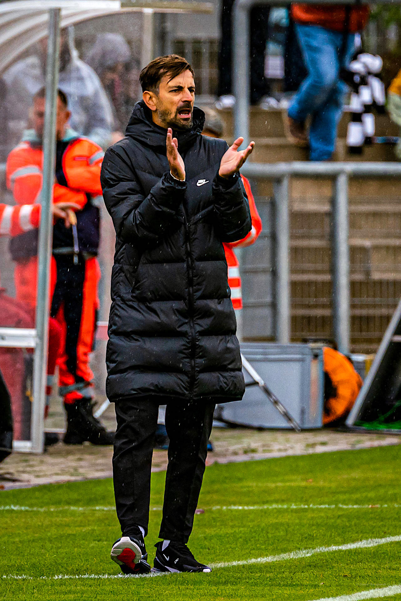 Eintracht Frankfurt Coach Niko Arnautis