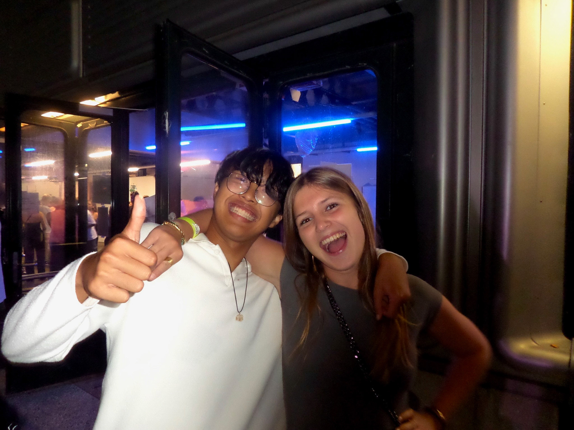 SAMSUNG CAMERA PICTURES