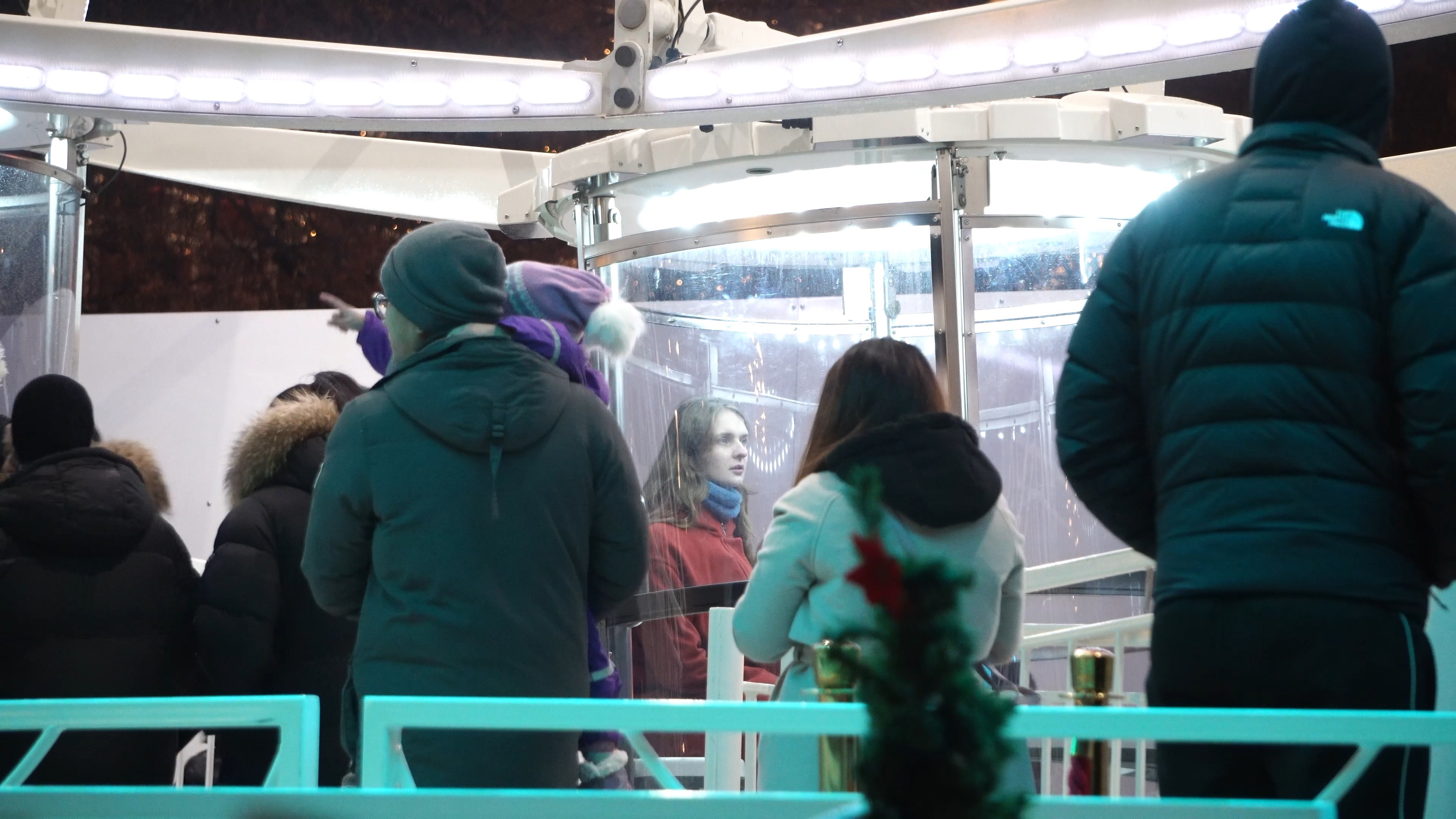 Actor: Emma Rognlien, People who do not know each other - Cora Durmann