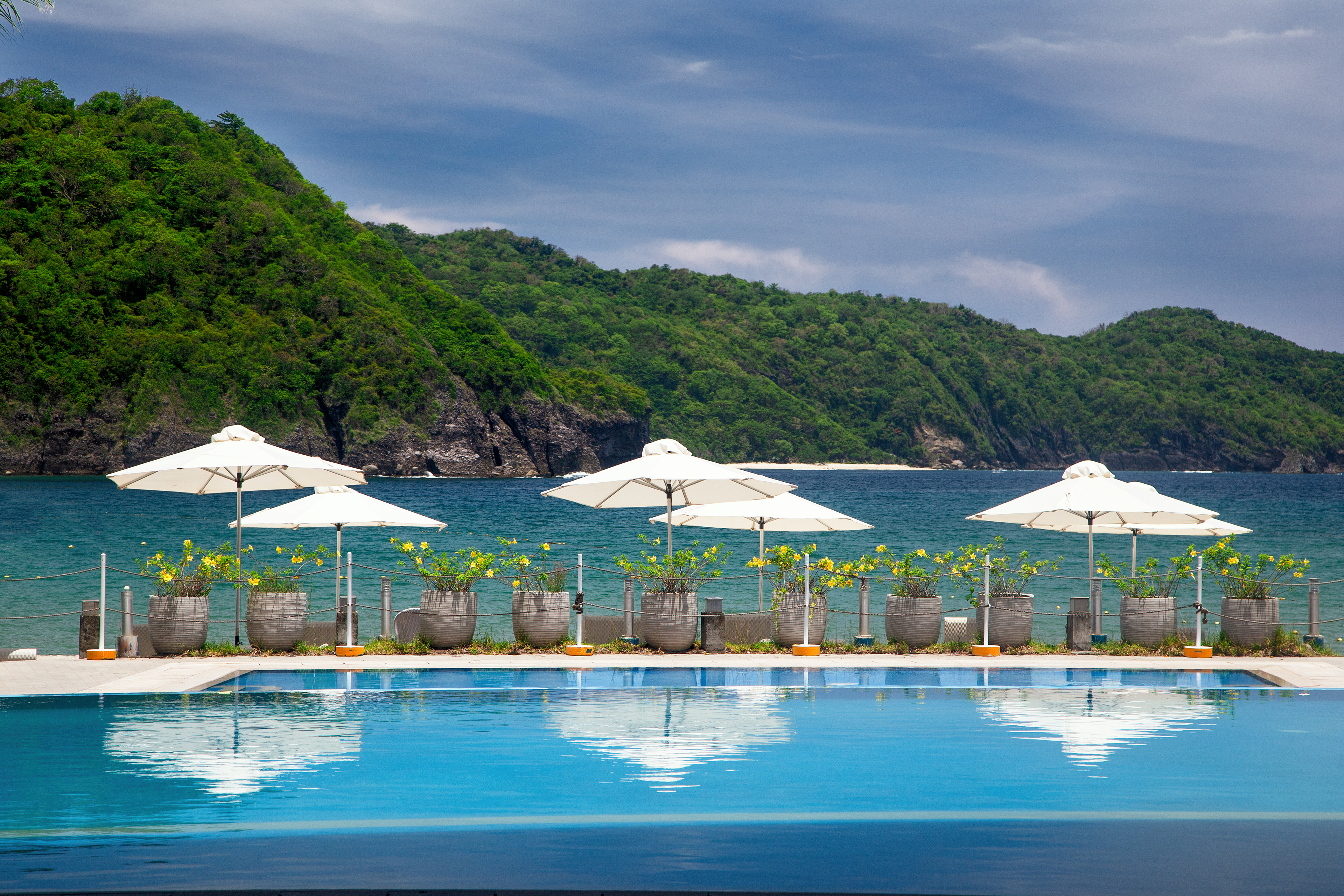 Pico de Loro Beach Club