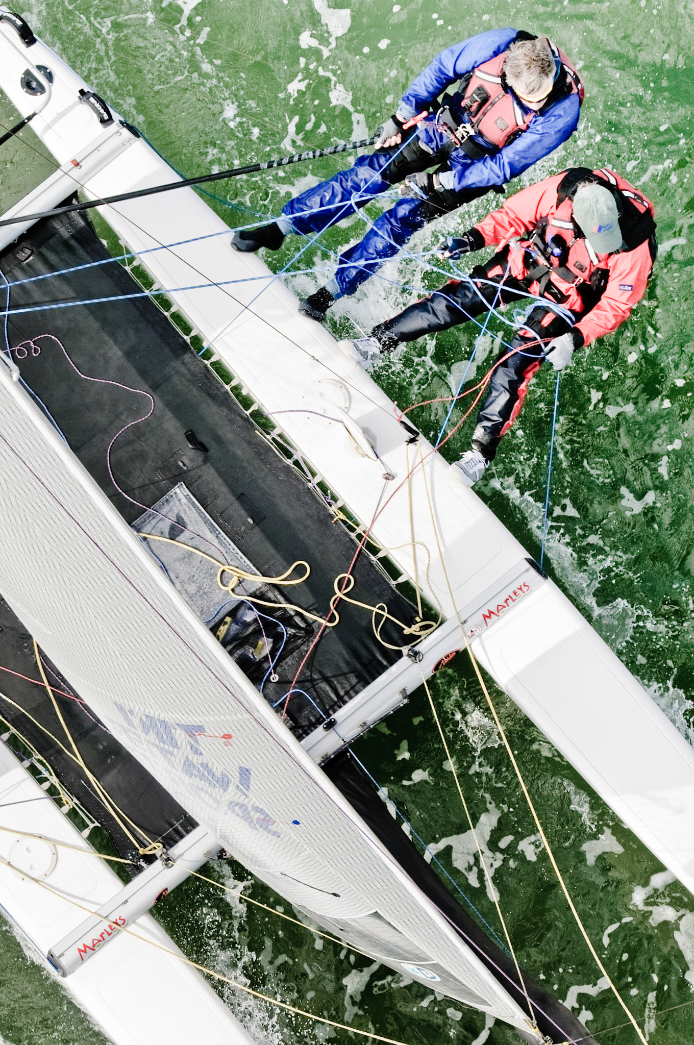DECEMBER 13, 2008 - Key Largo, FL, USA - Day 1 of the 2008 Key Largo Steeplechase. - IMAGE © Andy Herbick 2008 | www.andyherbickphotography.com - ALL RIGHTS RESERVED.