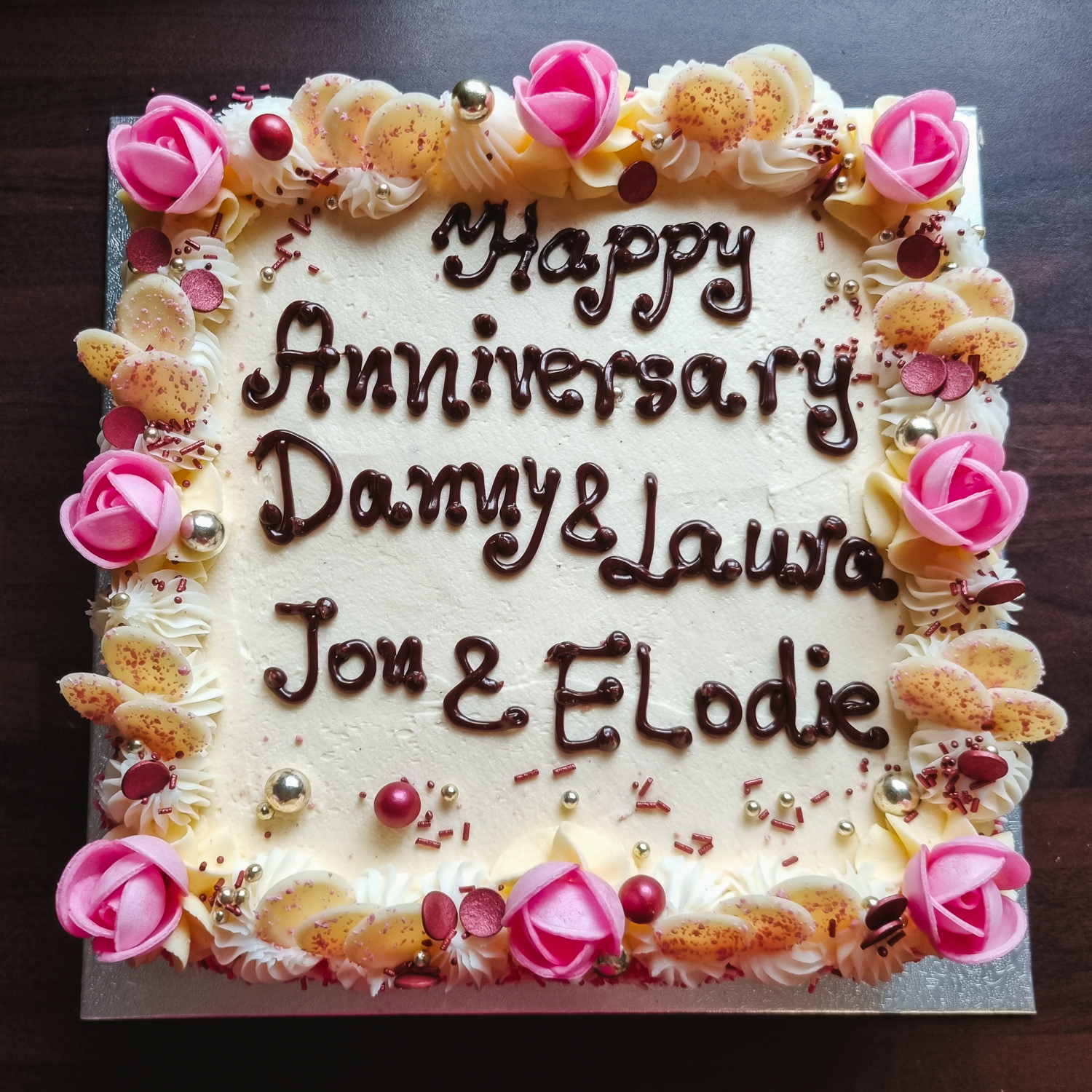 Vanilla Buttercream Anniversary cake with message