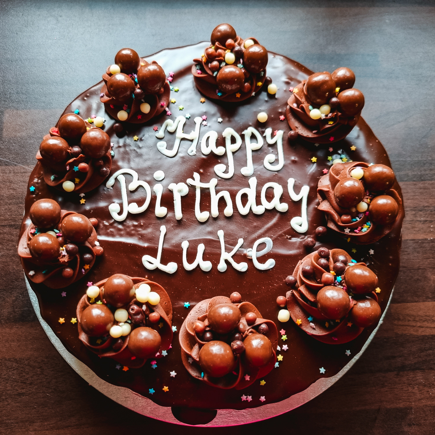 Chocolate fudge Birthday cake