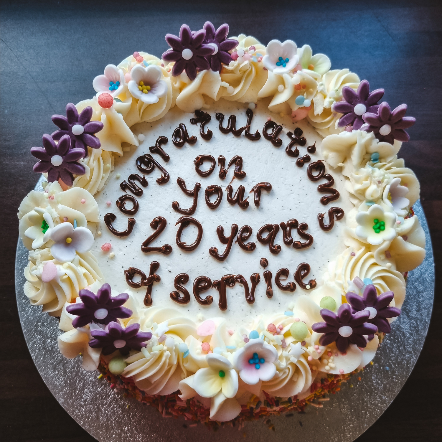 Vanilla buttercream cake with message