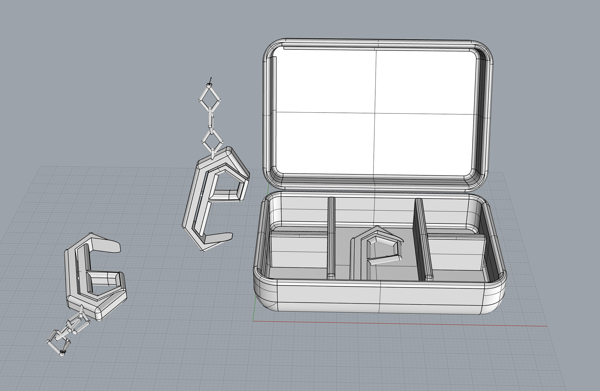 "CP" earrings with jewelry box