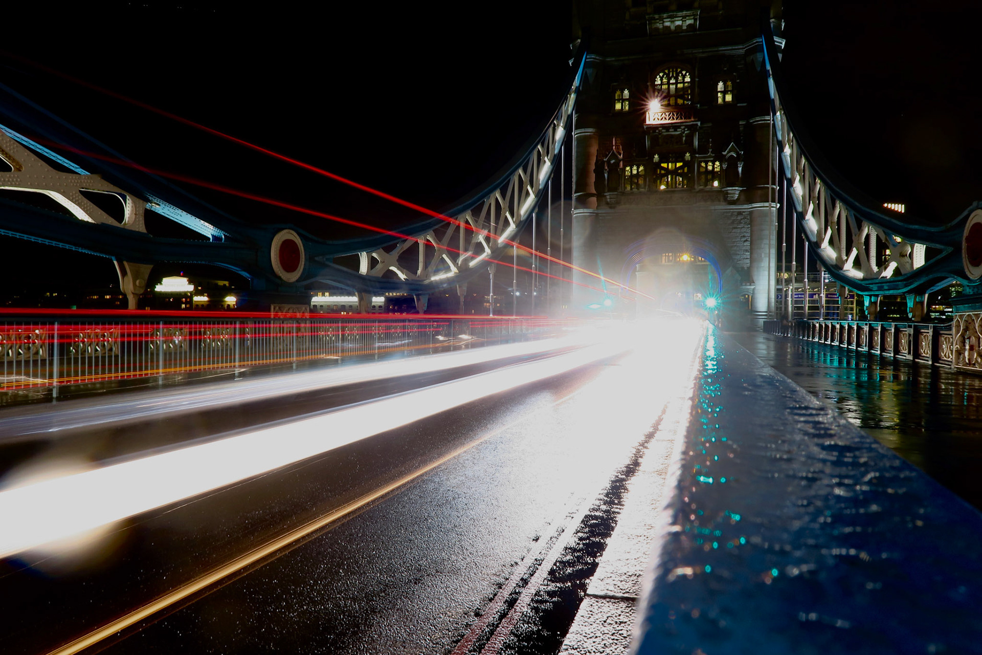 Shot on Canon G7X without tripod