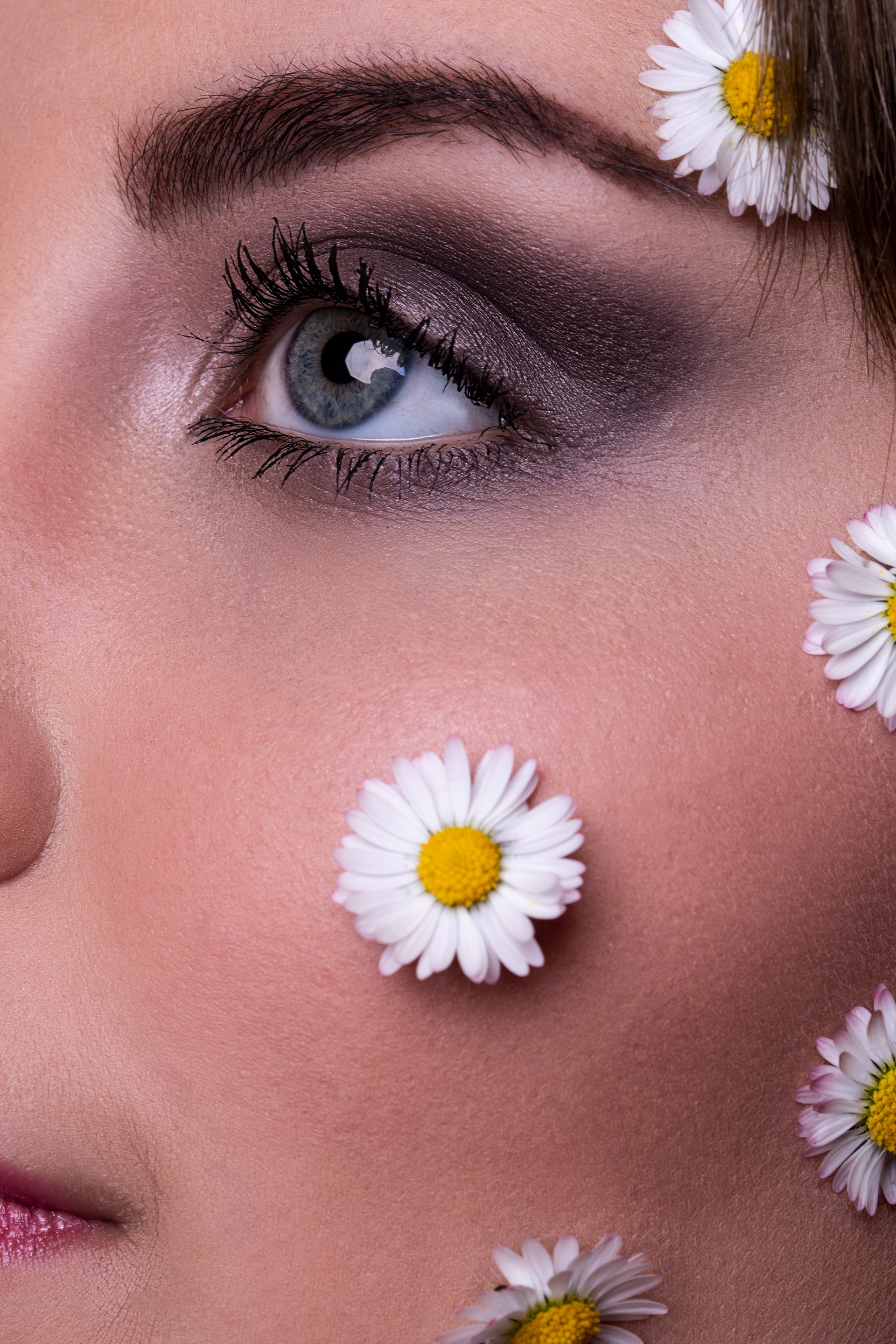 Fresh Beauty Love Publikation Malvie Magazine May 2020