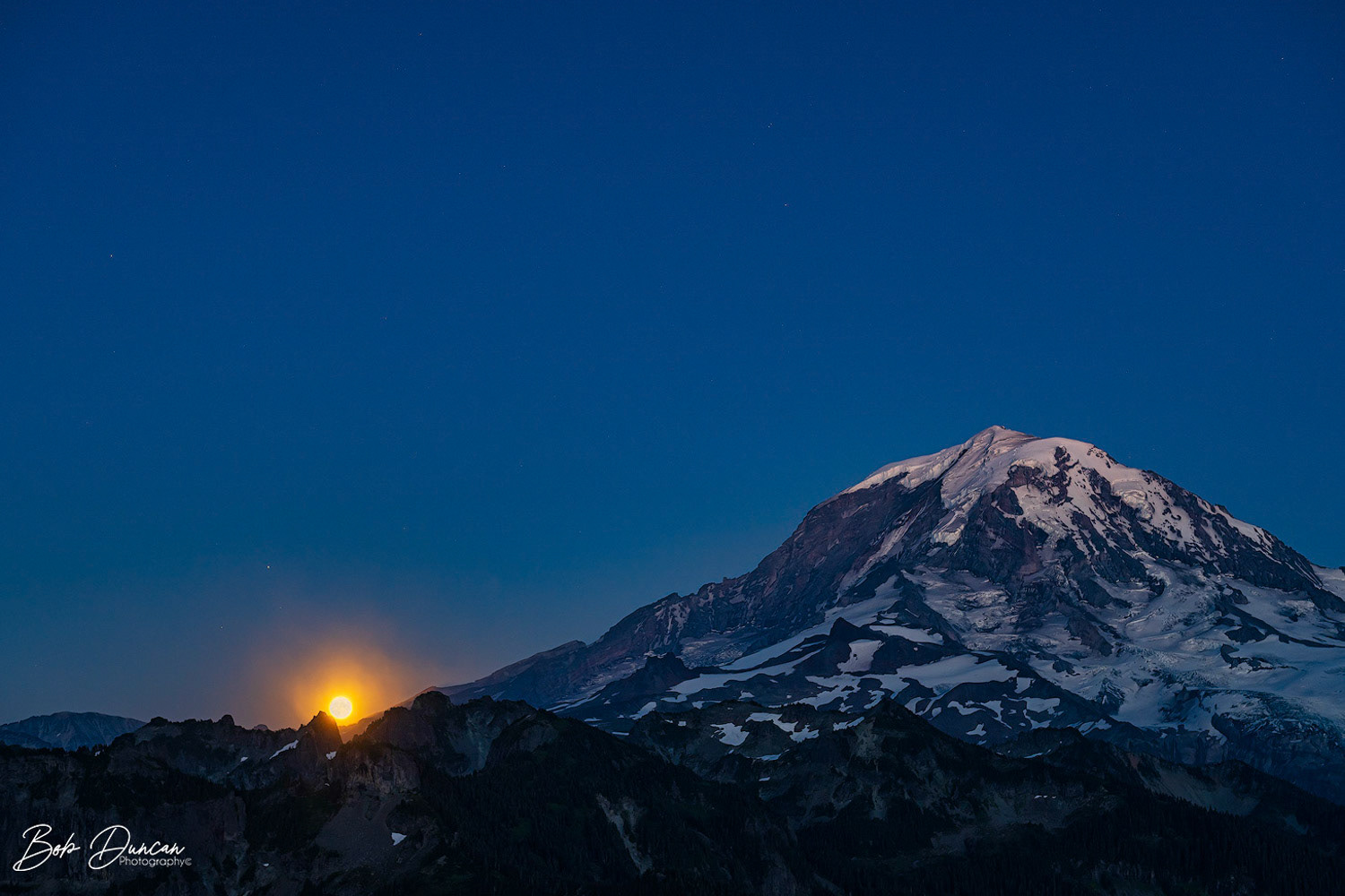 7869-Mt Rainier Sunset