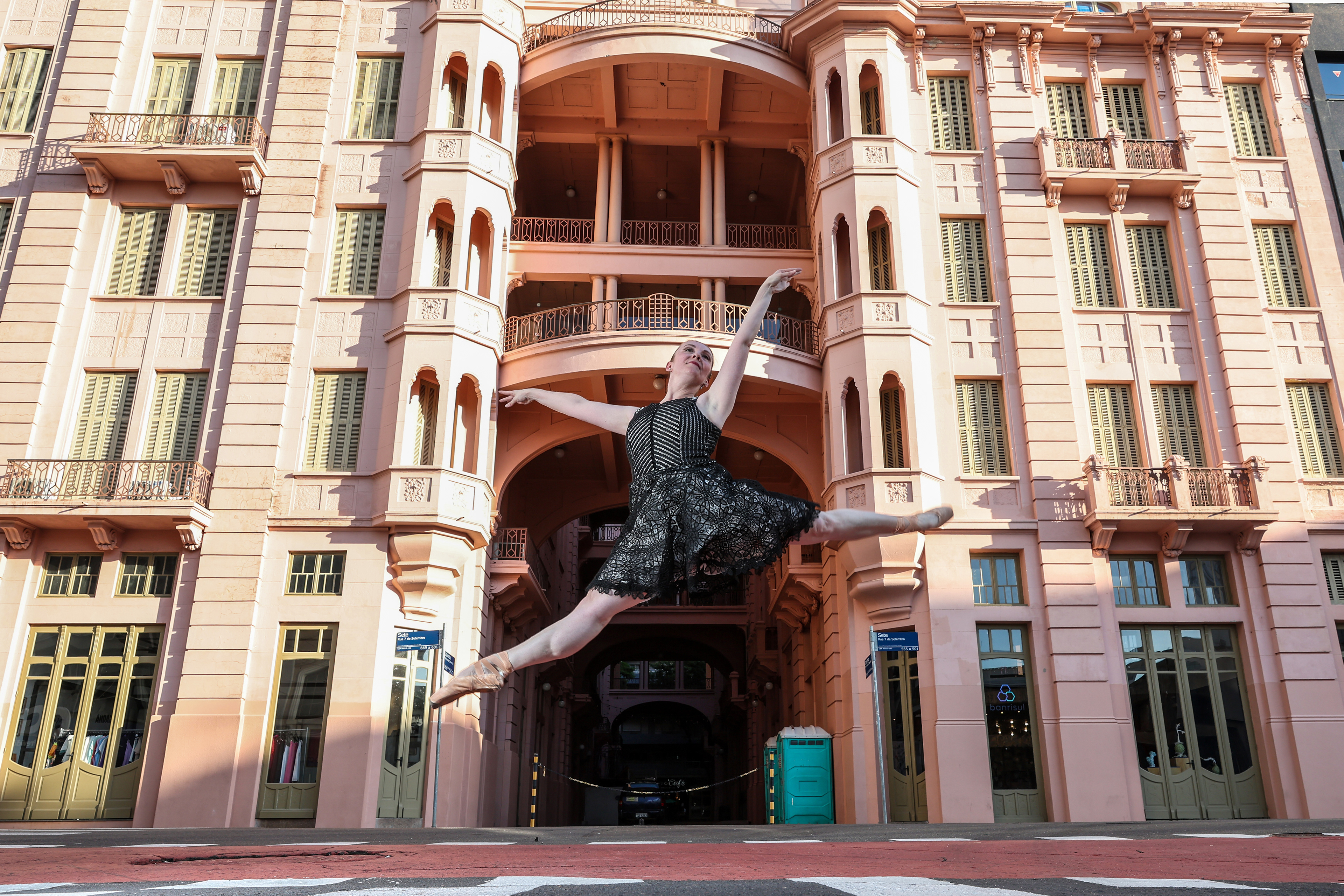 Bailarina Leticia Krenzinger
