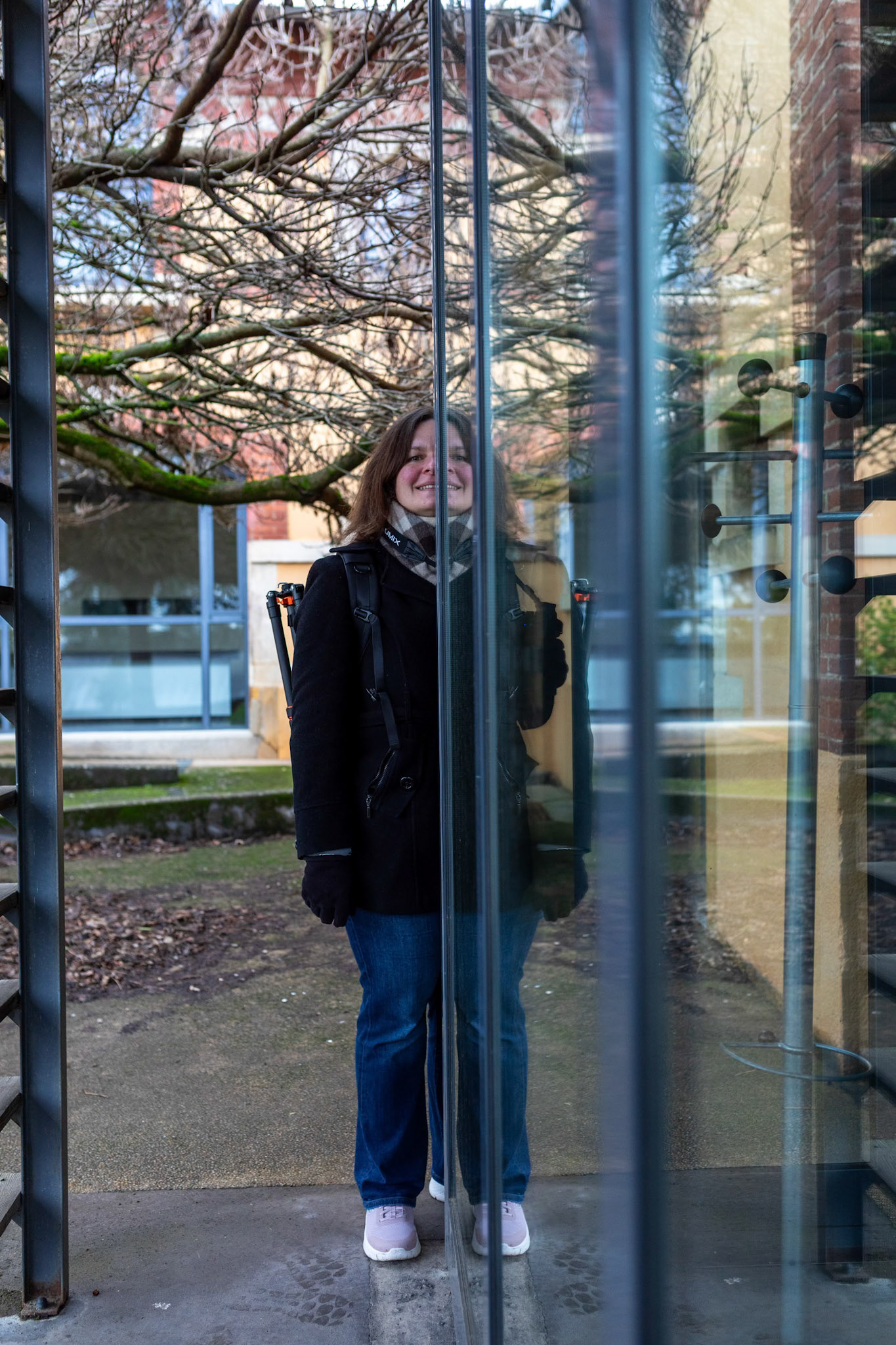 Couper la poire en deux - Estelle