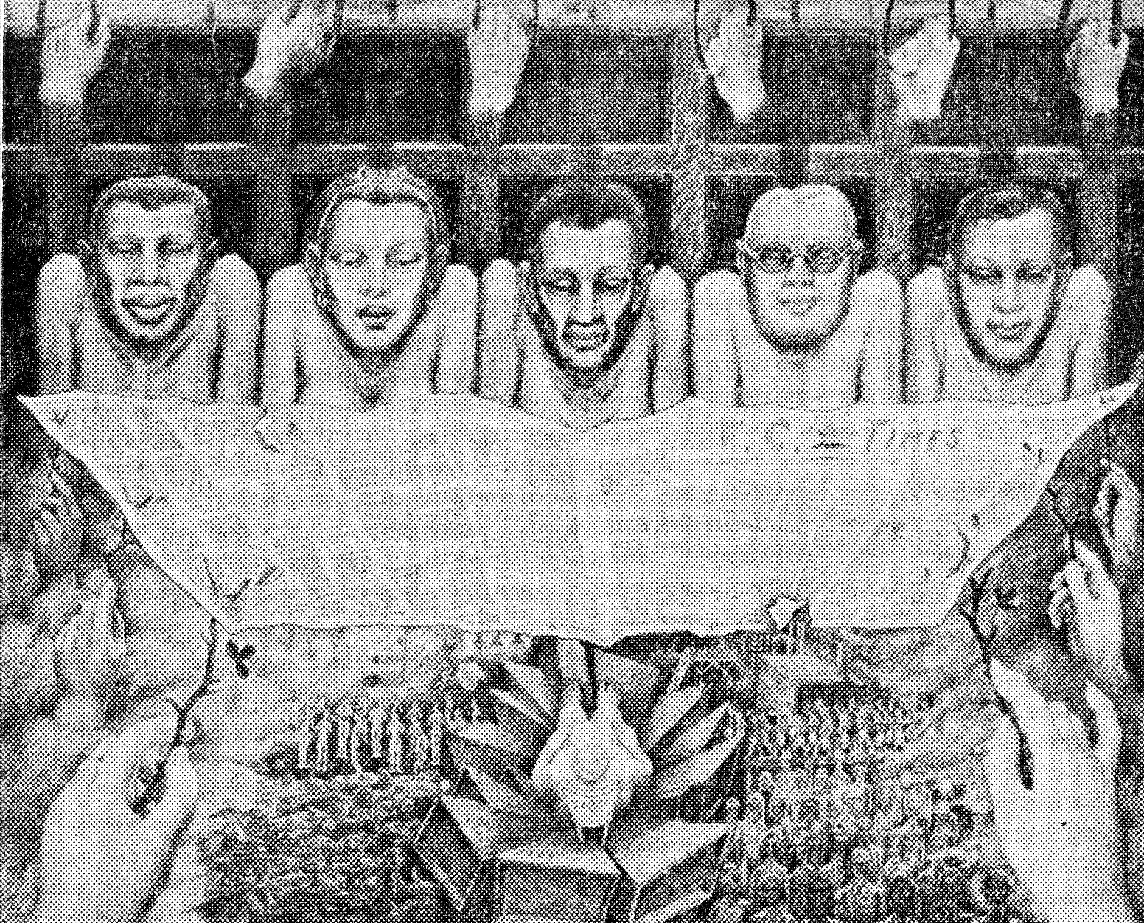 1943 - Covering the News