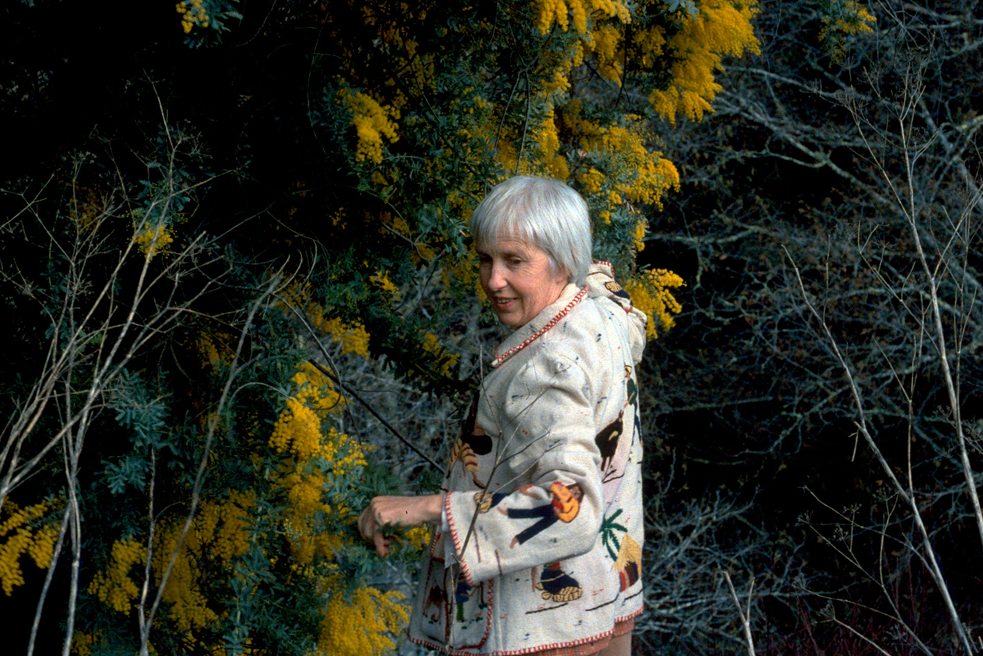 ca1980's - Hela in Garden - 3