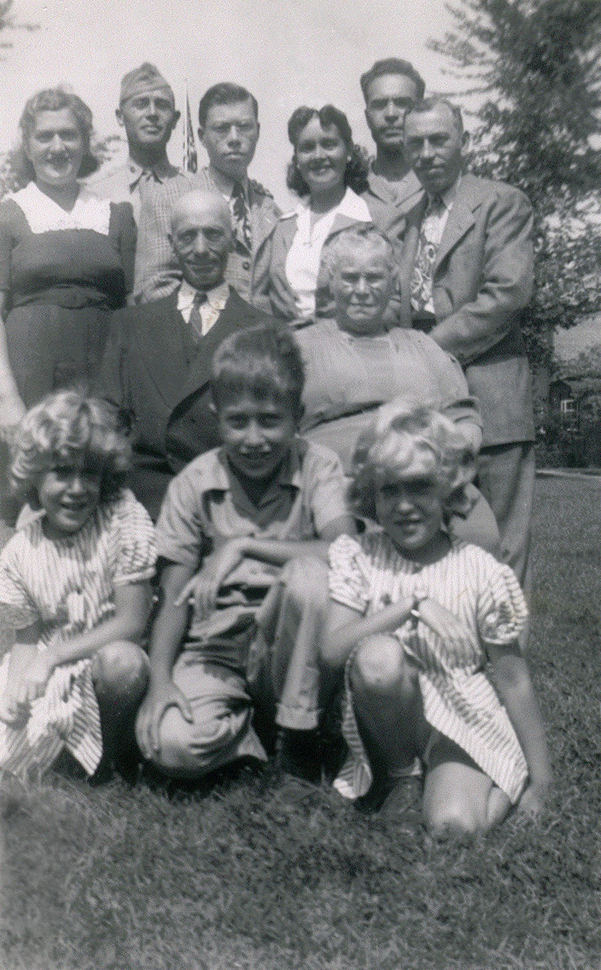 1942 - Albert and Henry in back, Betty and Eddy Eife, Irving's stepfather and mother