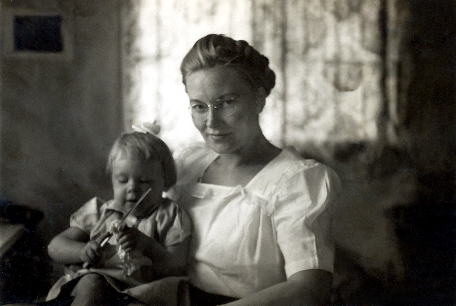 ca1944 - Irene and Maxine
