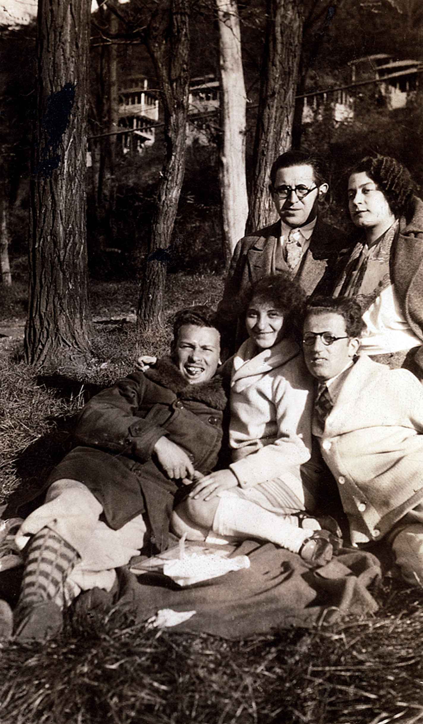 Irving with friends and relations