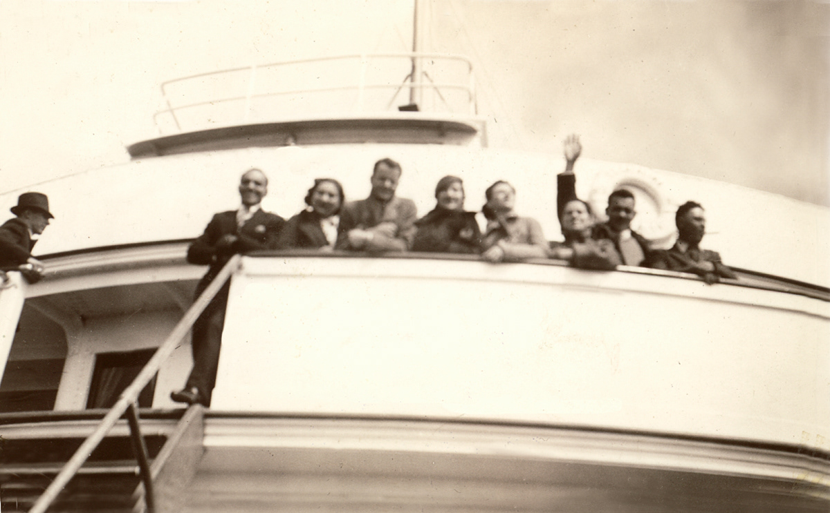 1929 - Irving and gang - sailing to Catalina Islan