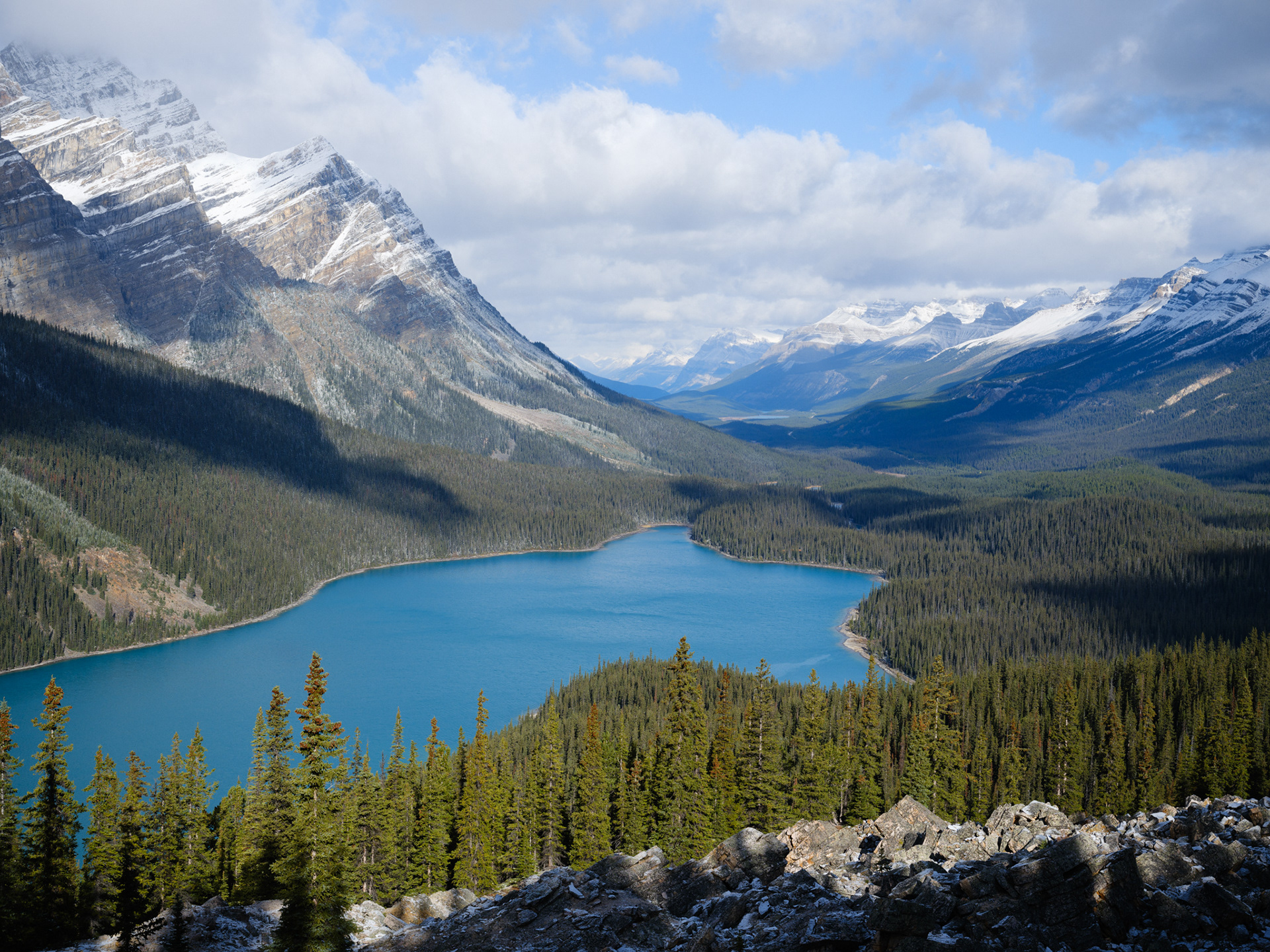 What an incredible lake!