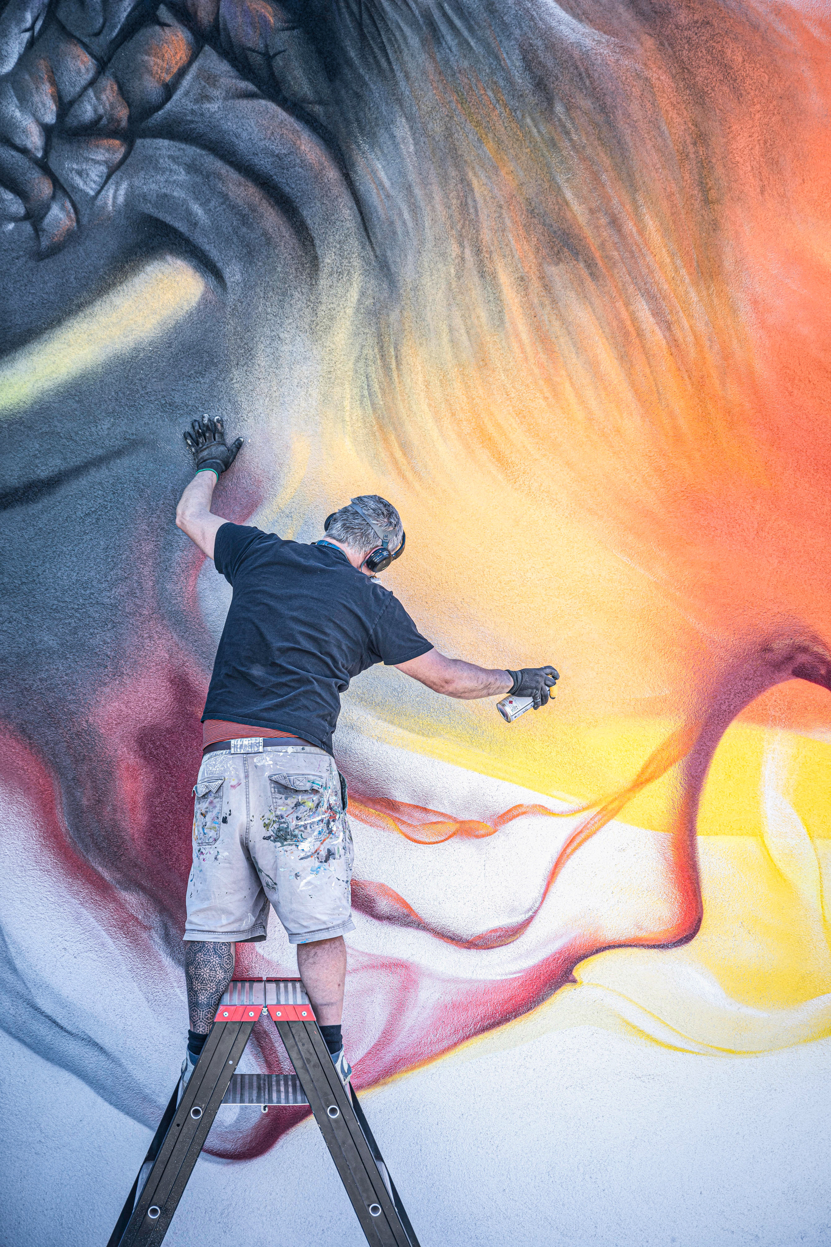 Street Artist SMOK in action for ViewMasters 2021
