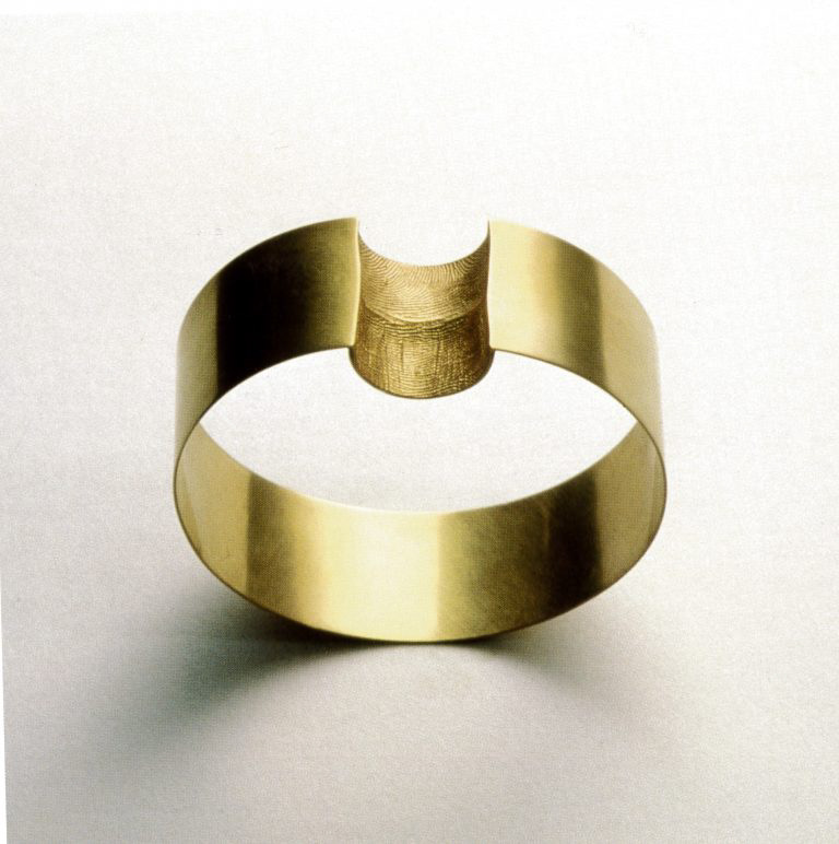 index finger braclet 1992